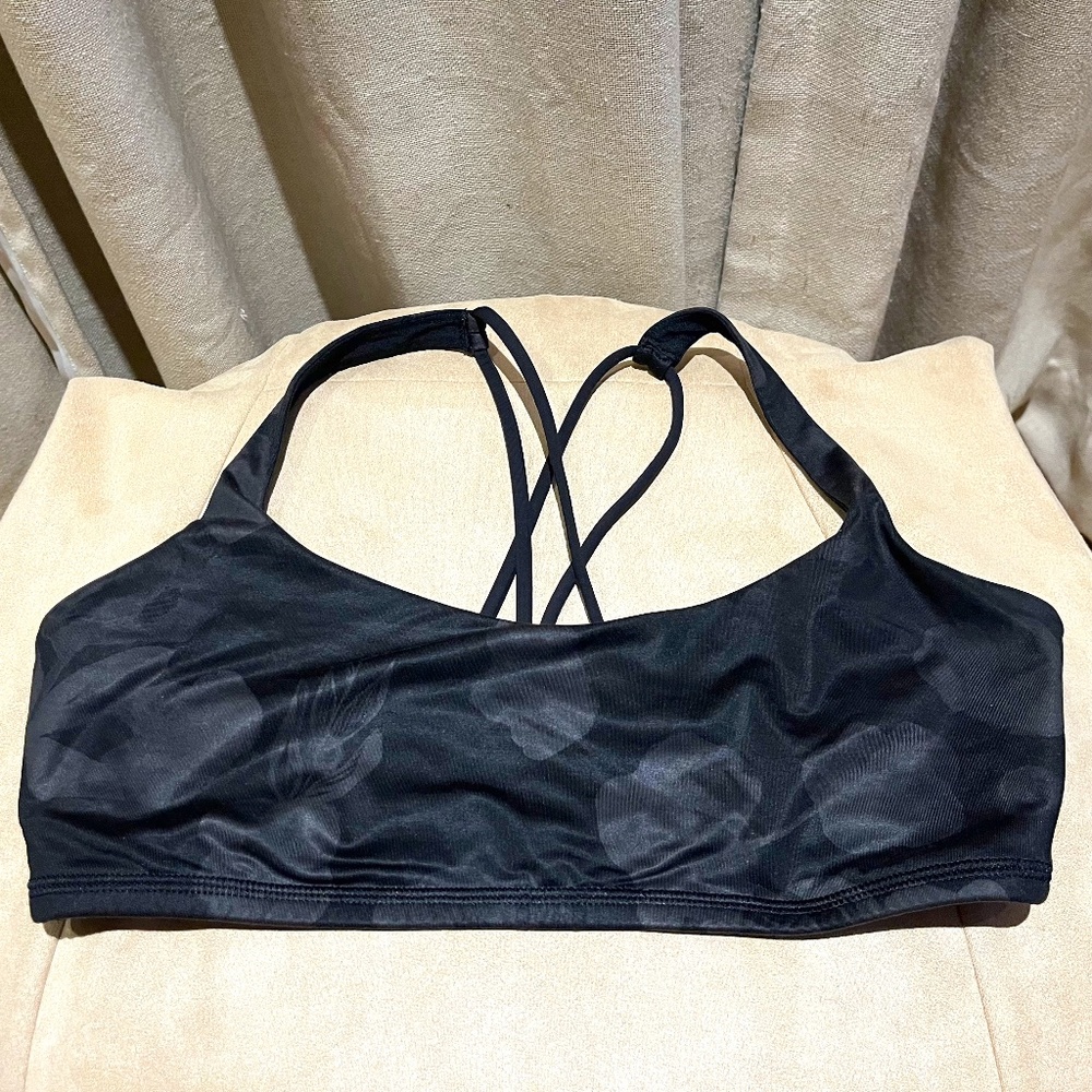 Lululemon Energy Bra Black Camo Print Size 10
